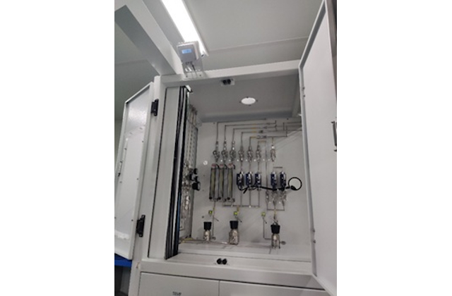 Система подачи газов